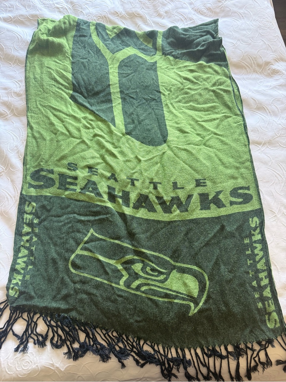 Seattle Seahawks Reversible Pashmina Scarf Shawl Green Fringe Wrap